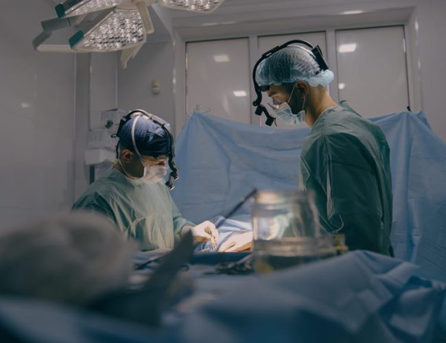 Instrumental quirúrgico novedoso para sellados en cirugías en Panamá