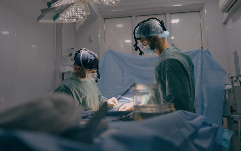 Instrumental quirúrgico novedoso para sellados en cirugías en Panamá