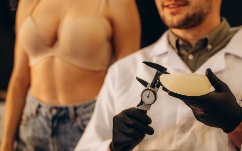 Tipos de implantes mamarios: recomendaciones según tu forma de vida